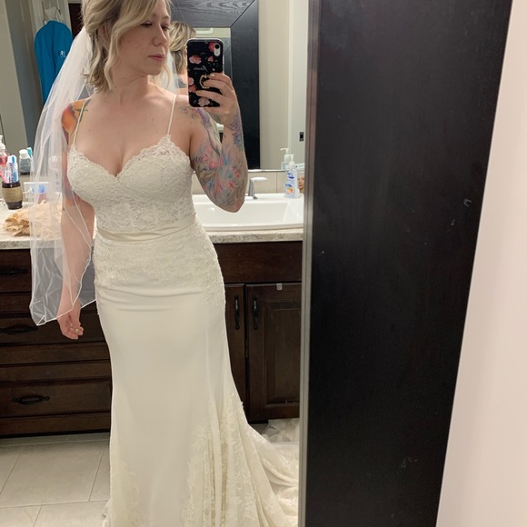 Willowby by Watters wedding gown - Picture 2 of 9